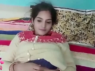 Super sexy desi women fucked in tourist house by YouTube blogger, Indian desi latitudinarian was fucked her boyfriend