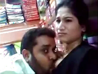 Indian Hot Young Bhabhi N Ex-lover Fucking Inform on Caught In CC cam - Wowmoyback